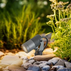 BRUMBERG 60109 foco LED con pica 24 V DC IP67