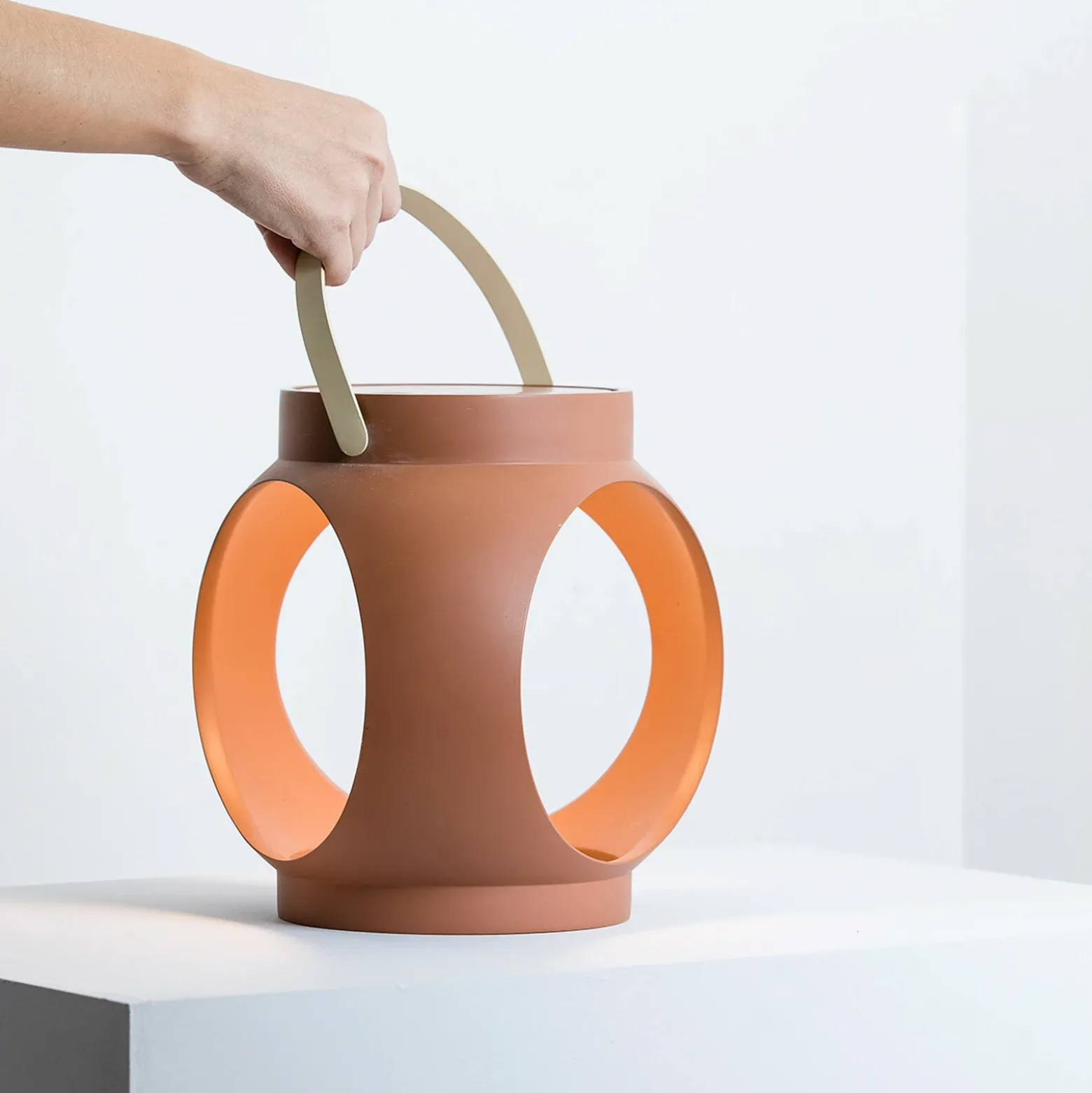 Candela lámpara de mesa LED recargable, terracota, plástico