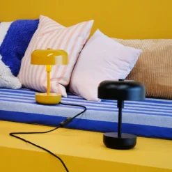 Dyberg Larsen Haipot lámpara de mesa LED batería recargable negro