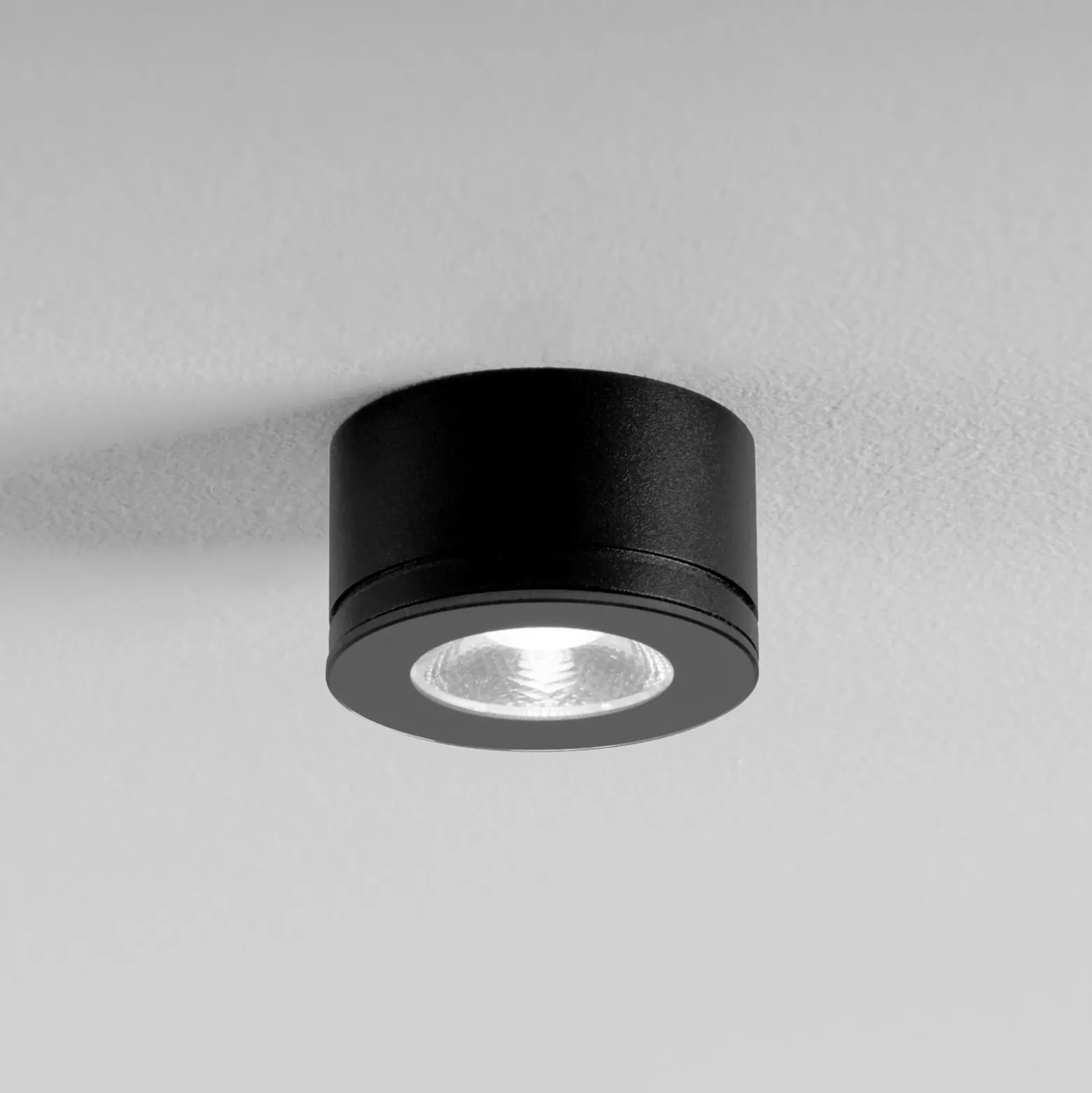 Egger DLS downlight Newton negro 30° 3.000 K Ø 6,3 cm IP54
