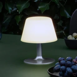 Eva Solo SunLight lámpara de mesa LED 16cm ópalo