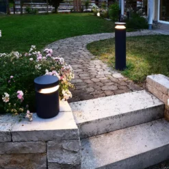 Faro bolardo luminoso LED, altura 100 cm, gris oscuro, DALI, 3.000 K