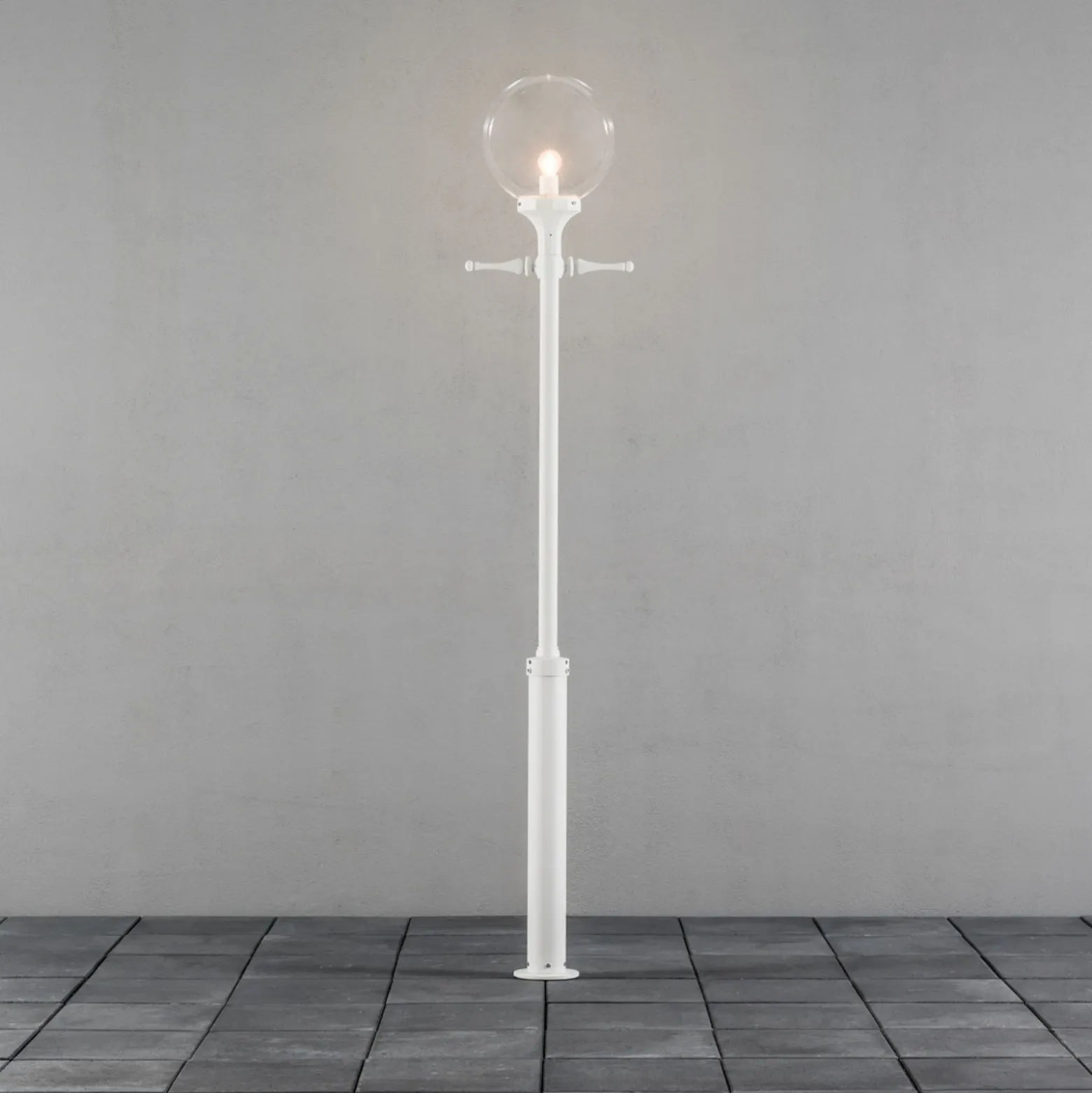 Farola Orion en blanco pantalla esférica clara
