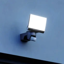 Foco exterior con sensor inteligente STEINEL XLED Home 2 SC, negro