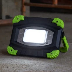 Foco exterior LED recargable 850947, negro/verde, longitud 17 cm