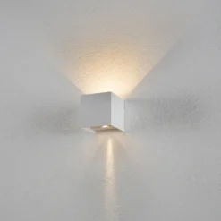 Helestra Siri 44 aplique exterior up/down blanco