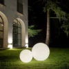 Ideal Lux Doris lámpara con pica, blanca, plástico, Ø 78 cm