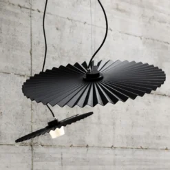 Karman Gonzaga lámpara colgante LED Ø 59 cm, negro