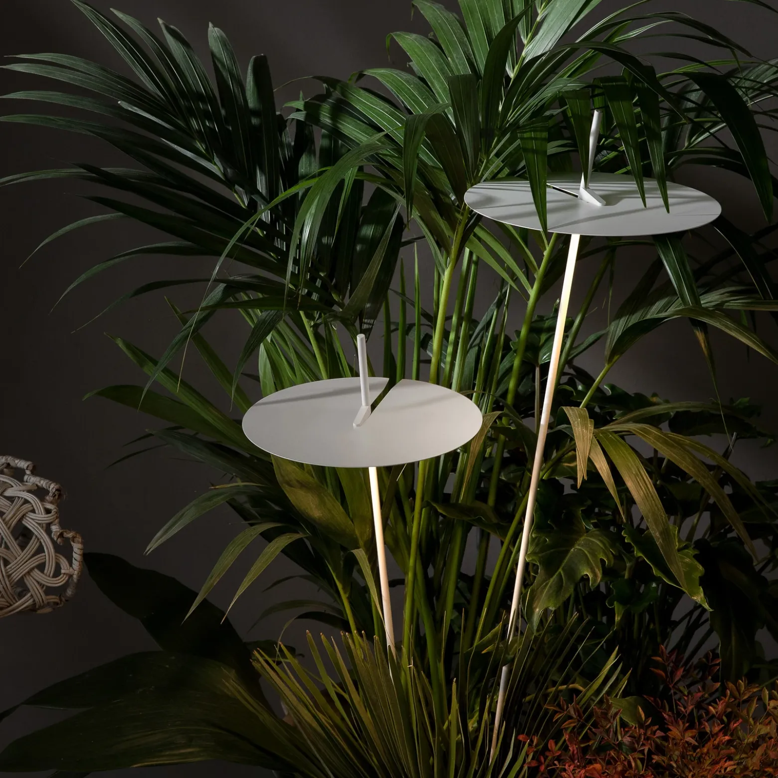 Karman Xana colgante exterior LED blanca, 96 cm