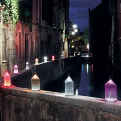 Kartell Lantern lámpara de mesa LED, lila IP54