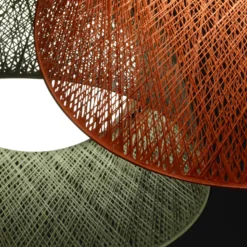 Lampára colgante exterior LED WIND de Vibia, terracota, 30 x 60 cm, 927