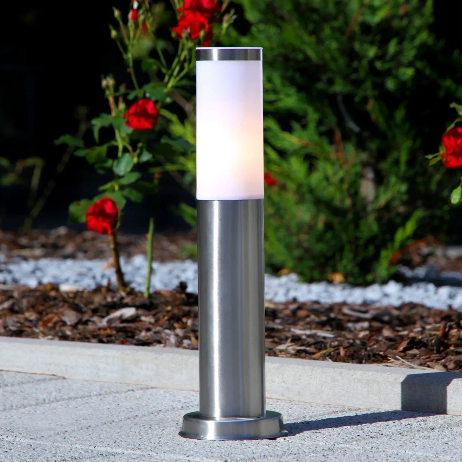 Lindby Baliza Kristof, acero inoxidable, 45 cm de altura, E27