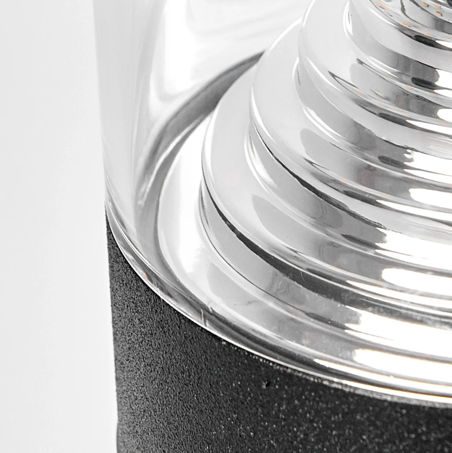 Lindby, bolardo luminoso LED Lanea, 60 cm, negro, sensor, IP44