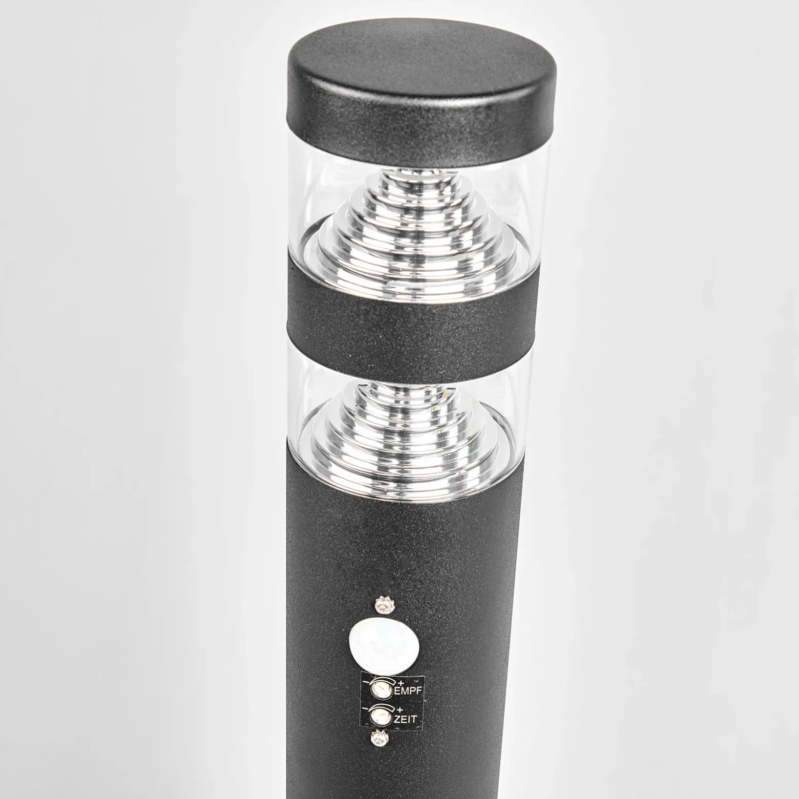Lindby, bolardo luminoso LED Lanea, 60 cm, negro, sensor, IP44