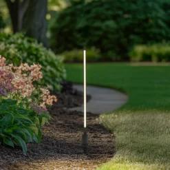 Lindby Bolardo luminoso LED Neano, 80 cm, negro, metal, IP65