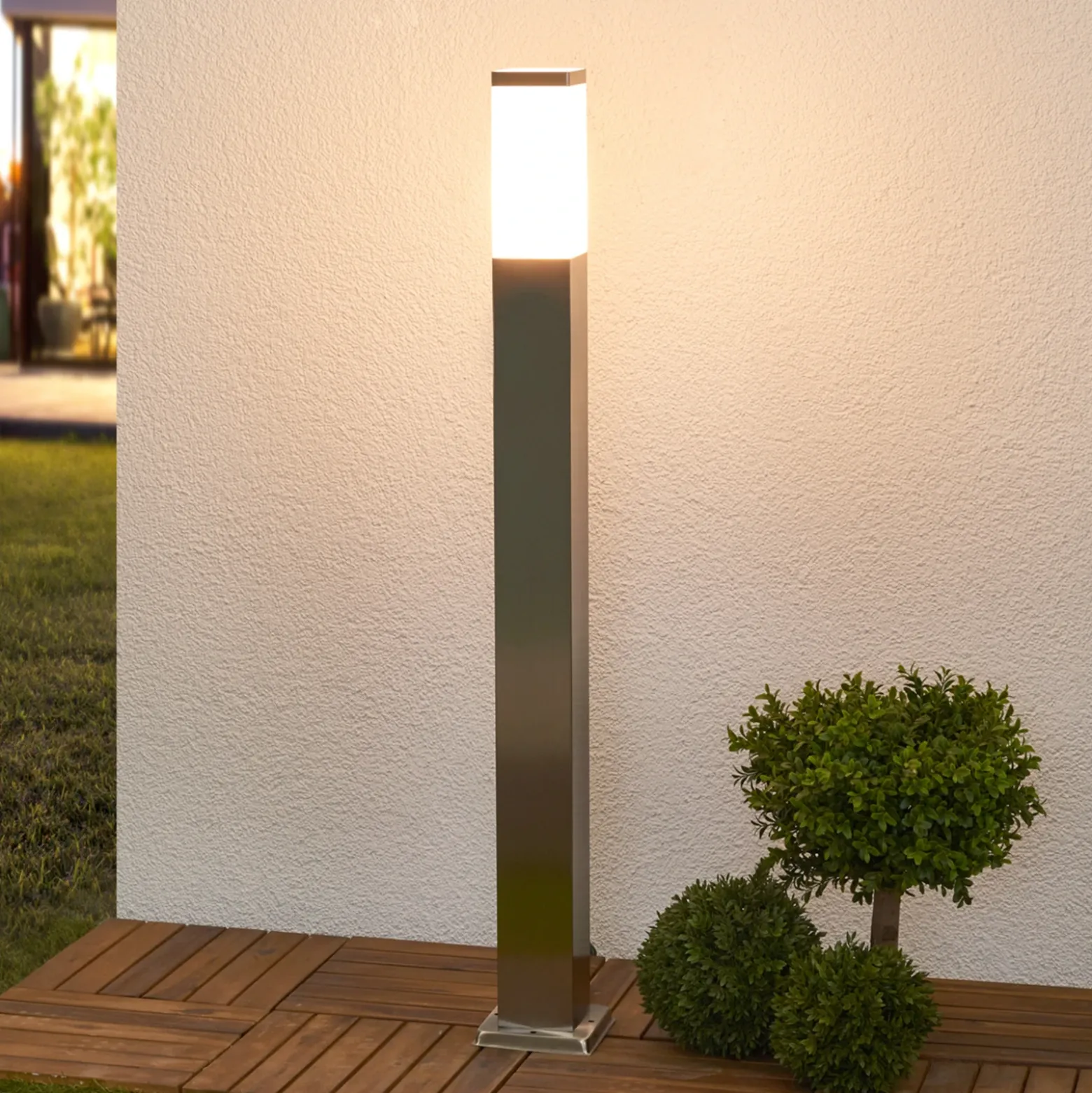 Lindby Bolardo luminoso Lorian, 100 cm, acero inoxidable, IP44, E27