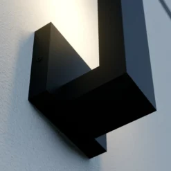 Lindby Isadore aplique LED de exterior
