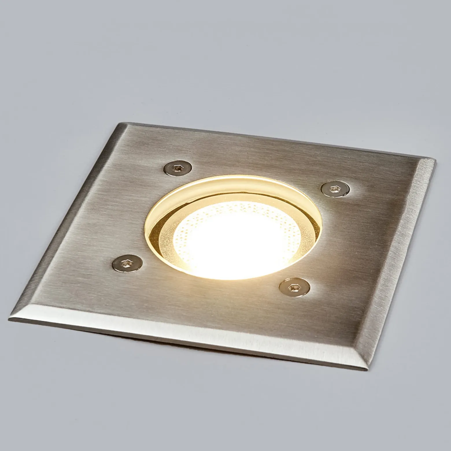 Lindby Lámpara de suelo empotrable Insa, 11 x 11 cm, GU10, IP67