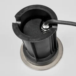 Lindby Lámpara de suelo empotrable Insa, Ø11cm, acero inoxidable, GU10, IP67