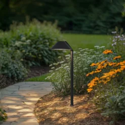 Lindby Lámpara LED con pica Capelo, negro, metal, 77 cm
