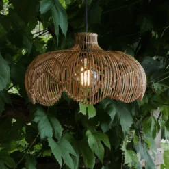 Lámpara colgante exterior Belle, ratán natural, Ø 43 cm, enchufe IP44