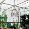 Lámpara colgante exterior LED recargable Lindby Levino, negra, de metal