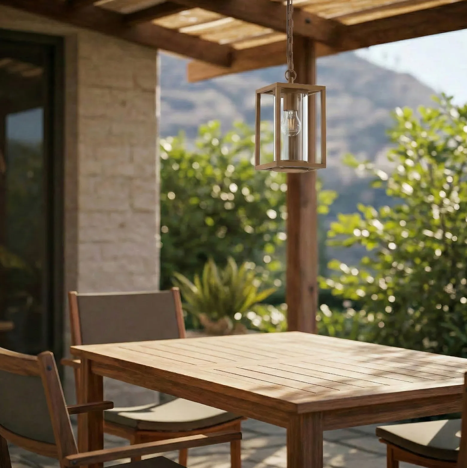 Lámpara colgante exterior Lucande Ferda, marrón, IP44, cristal, E27