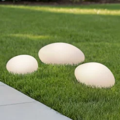 Lámpara decorativa LED solar Liedra de Lindby, juego de 3, RGBW, atenuable