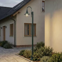 Lámpara de exterior Lindby Daphne, 220 cm, verde, metal, E27