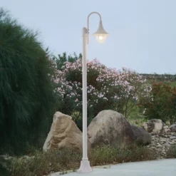 Lámpara de exterior Lindby Daphne, 220 cm, blanca, metal, E27