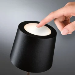 Lámpara de mesa LED Gilo de Paulmann, negra, plástico, IP44