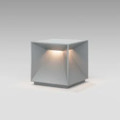 Lámpara de mesa LED recargable Nutalis, gris niebla, IP54, atenuable