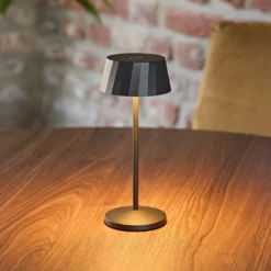 Lámpara de mesa LED recargable Facetta, negra, 22 cm, metal CCT IP44