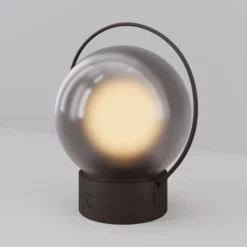 Lámpara de mesa LED recargable Elyra, marrón, altura 20 cm, IP54, atenuador de