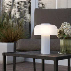 Lámpara de mesa LED recargable Ponente, Ø 16 cm, blanca, CCT, atenuable