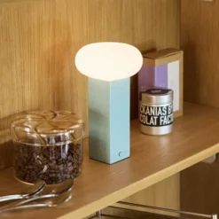 Lámpara de mesa LED recargable LOW, azul, altura 20 cm, metal, atenuador de