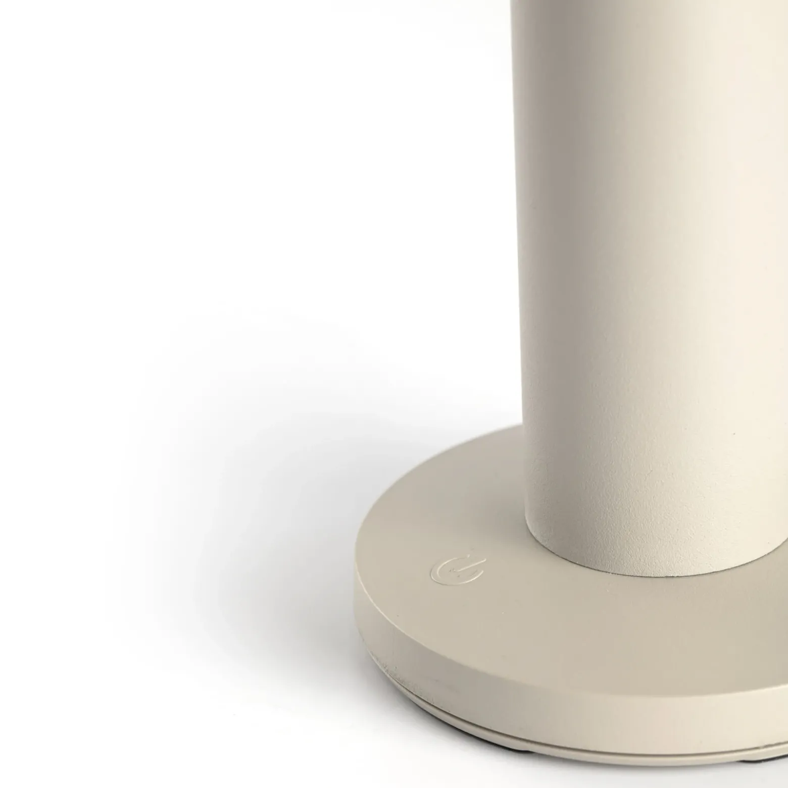 Lámpara de mesa LED solar Cairo, beige, plástico, IP44, 21 cm