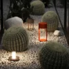 Lámpara de mesa LED solar Lantra, blanca, altura 10 cm, IP44, con atenuador de