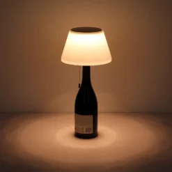 Lámpara de mesa LED solar 36000 tapa de botella plástico blanco