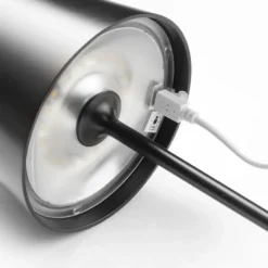 Lámpara de mesa LED Toc cargador USB, IP54, negro