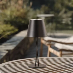 Lámpara de mesa Lindby LED recargable Janea CROSS, negra, metal
