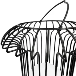 Lámpara de mesa recargable LED Basket de Dyberg Larsen, negra, metal