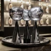 Lámpara de mesa recargable LED Melt Portable de Tom Dixon, plateada, 29 cm