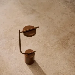 Lámpara de mesa recargable LED Grupa Igram, color bronce, 40 cm, IP44
