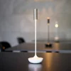 Lámpara de mesa recargable Nucandle LED, blanco/plata, IP54, atenuable