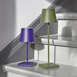 Lámpara de mesa recargable Nuindie LED, USB-C, verde abeto, IP54, atenuable
