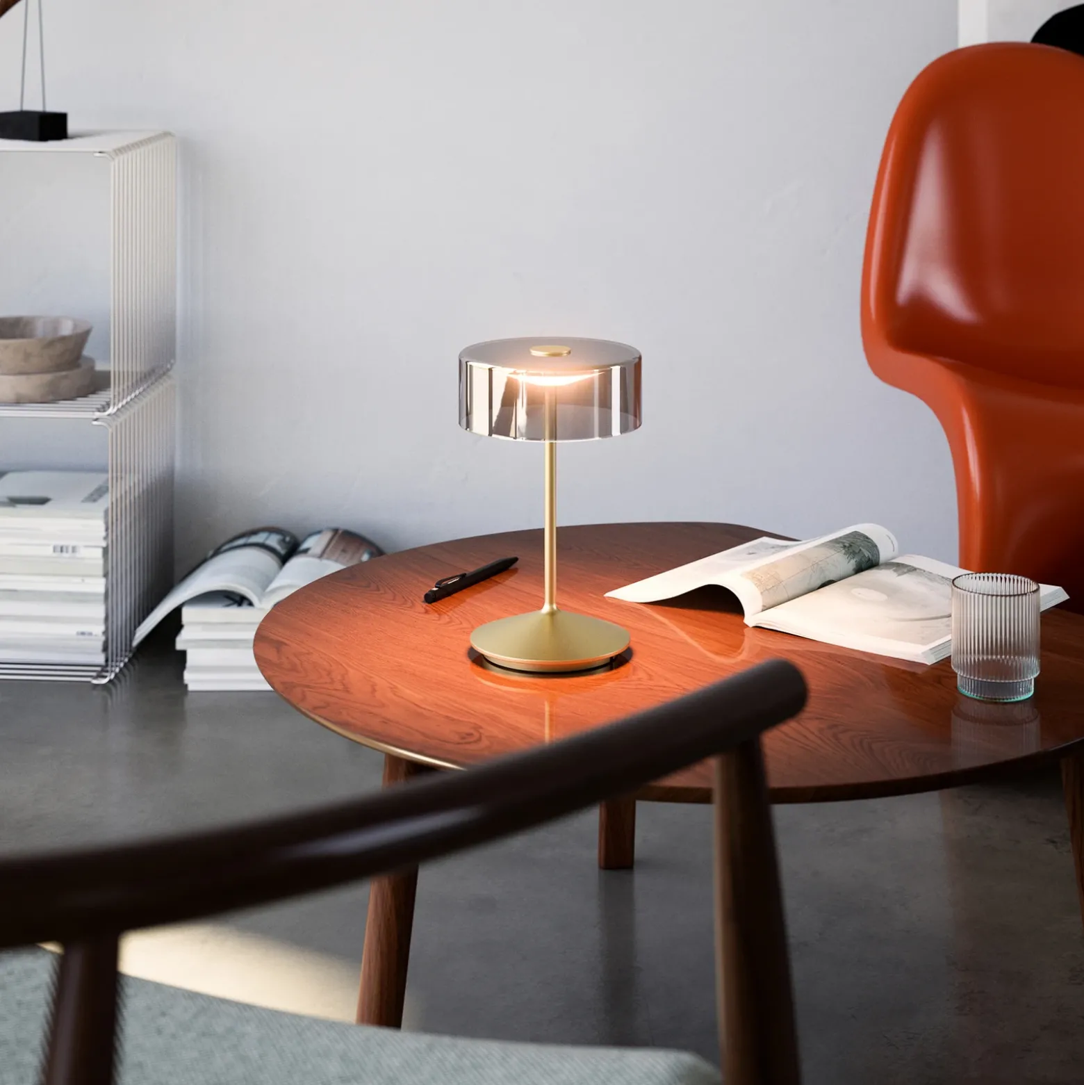 Lámpara de mesa recargable Numotion LED, dorada, cristal, IP54, atenuable