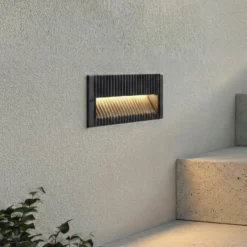 Lámpara de pared LED empotrable Lucande Tavion, 25 cm, antracita, IP65