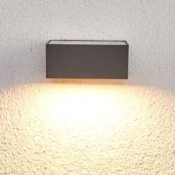 Lámpara de pared solar LED Mahra de Lucande, antracita, metal, sensor