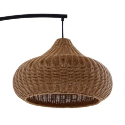 Lámpara de pie exterior Lucande Taniola, beige, ratán, 195 cm, IP44